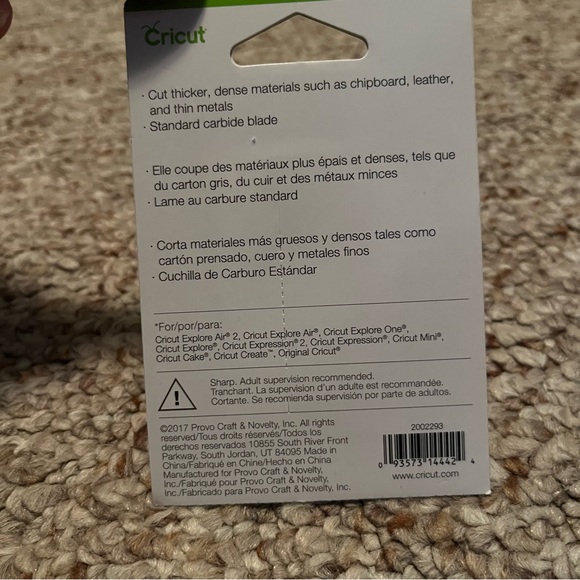 Cricut Black Deep Point Blade with Housing - Picture 4 of 4